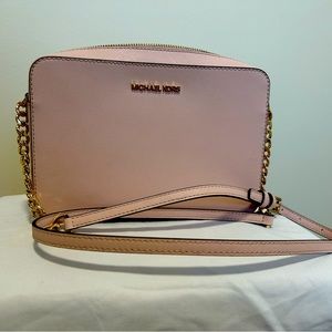 Michael Kors Crossbody Bag